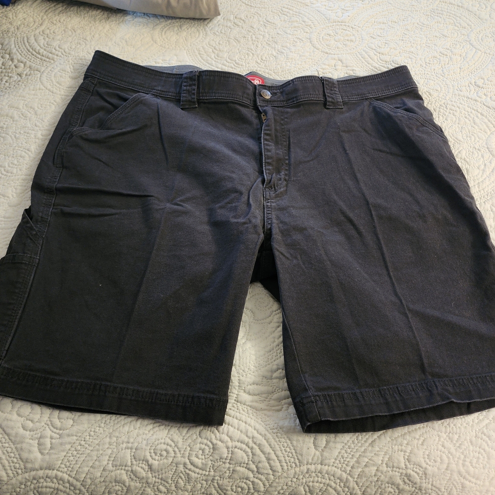 Coleman Black Cargo Shorts for Men